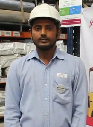Warehouse supervisor testimonial speaking about Godrej RenTRUST